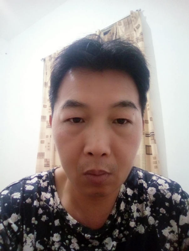 繁华哀伤的第一张照片--安溪婚介网