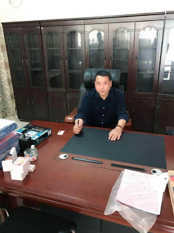 艺术家的第一张照片--安溪婚介网