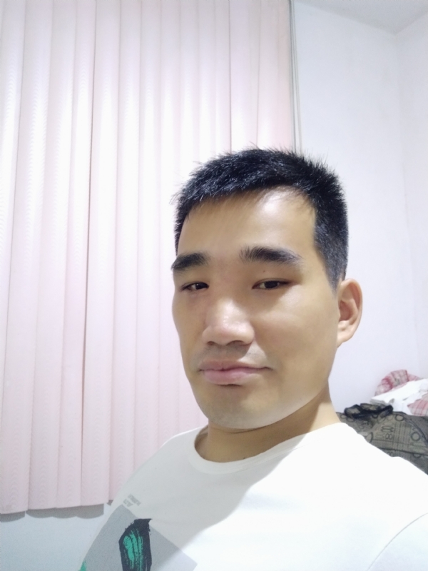 大男孩的第一张照片--安溪婚介网