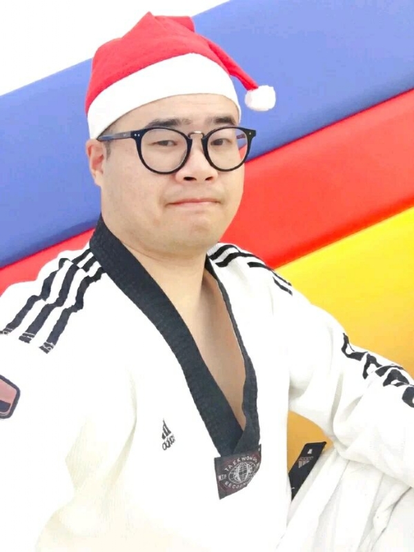何当重相见的第一张照片--安溪婚介网