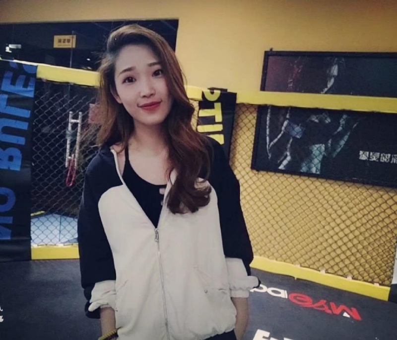 平ling的第三张照片--安溪婚介网