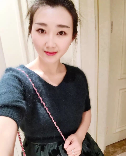 小妮的第三张照片--安溪婚介网