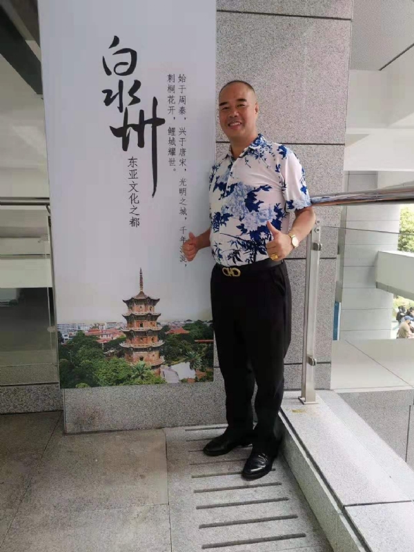 李国伟的第一张照片--安溪婚介网