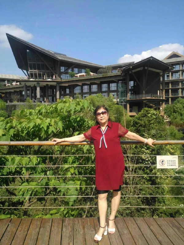 黄姐的第一张照片--安溪婚介网