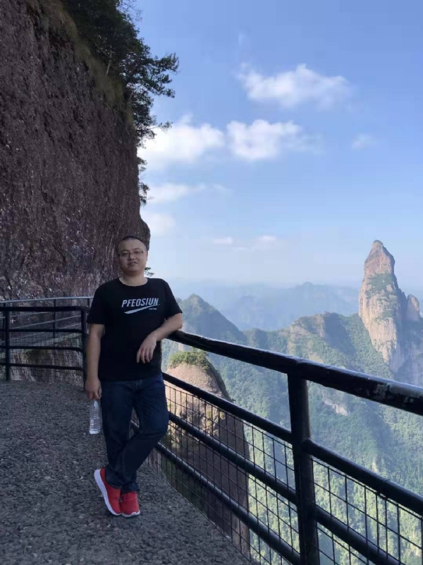 不杵于物的第一张照片--安溪婚介网