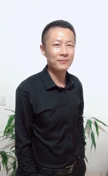 地huhi的第一张照片--安溪婚介网