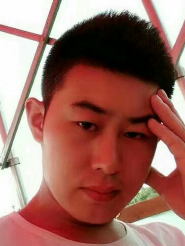 淡漠的第一张照片--安溪婚介网