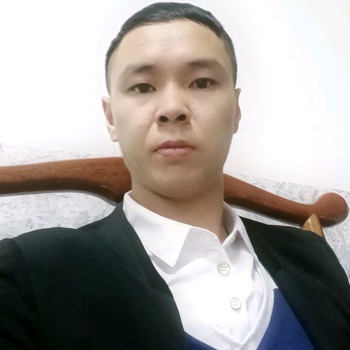 冷漠的第一张照片--安溪婚介网