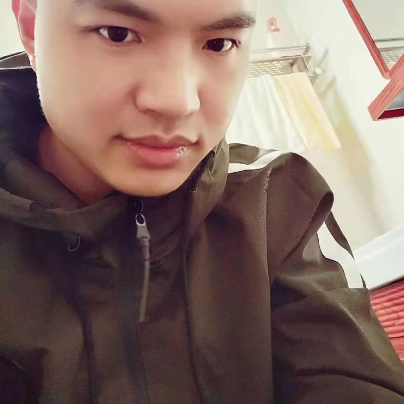 高大上的宅男的第一张照片--安溪婚介网