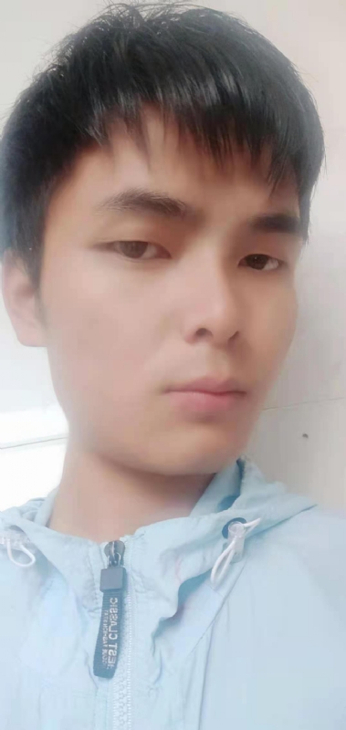 安静的男生的第一张照片--安溪婚介网