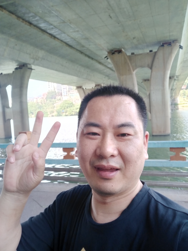 上人的第一张照片--安溪婚介网