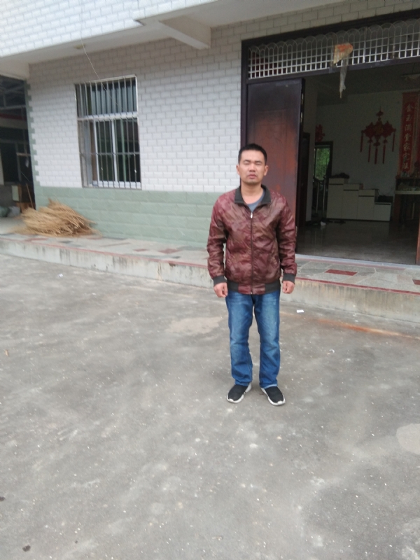 阿泉的第一张照片--安溪婚介网
