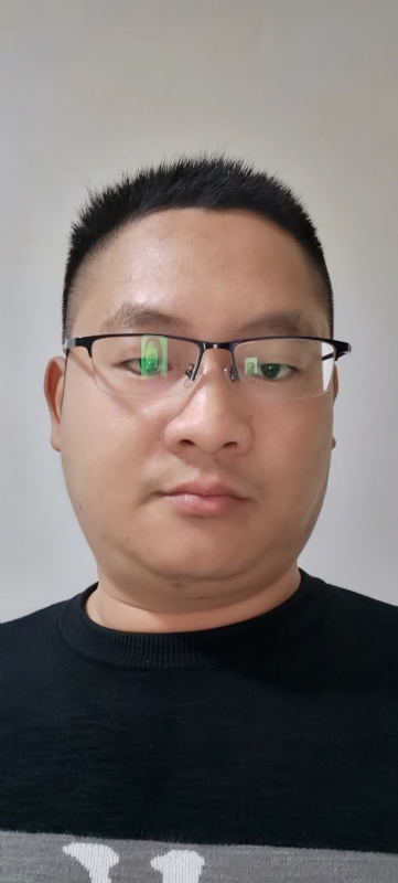 龙逍遥的第一张照片--安溪婚介网