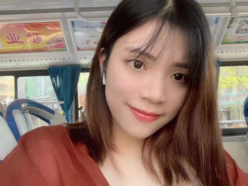 小眼睛的第一张照片--安溪婚介网