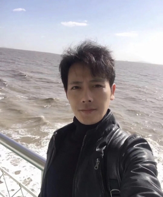 疯狂的小鱼的第一张照片--安溪婚介网