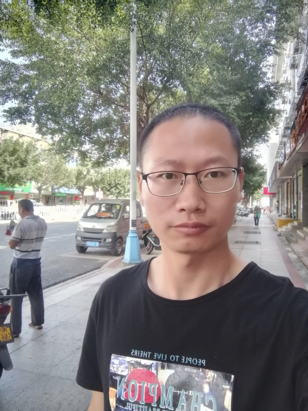 老虎的第一张照片--安溪婚介网