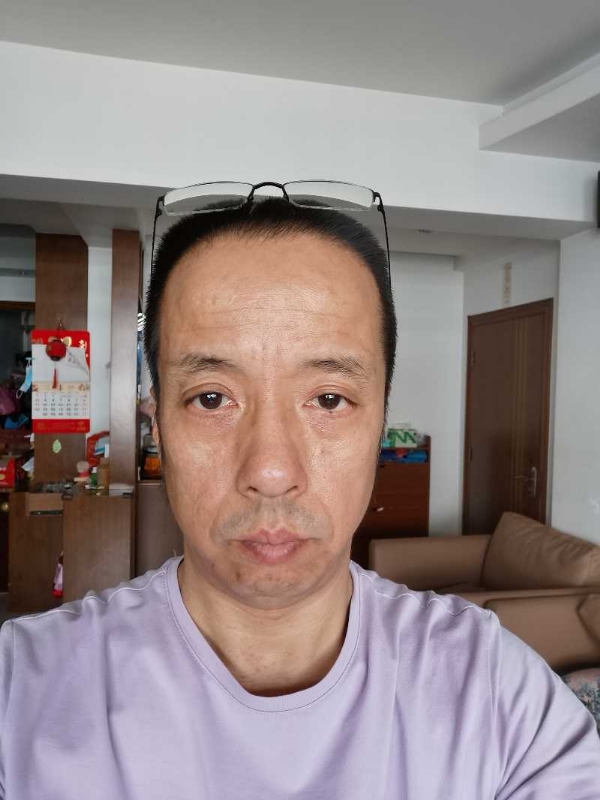 萨博的第一张照片--安溪婚介网