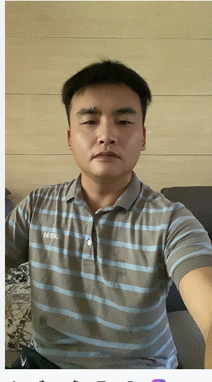 走在红毯那一天的第二张照片--安溪婚介网