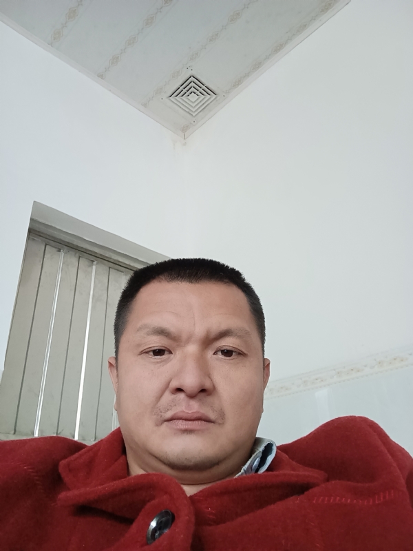 兰成龙的第一张照片--安溪婚介网