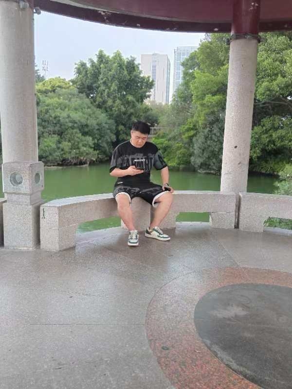不善挽留的第一张照片--安溪婚介网