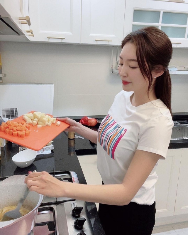陈艾的第一张照片--安溪婚介网
