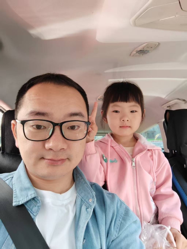 知天晓的第一张照片--安溪婚介网