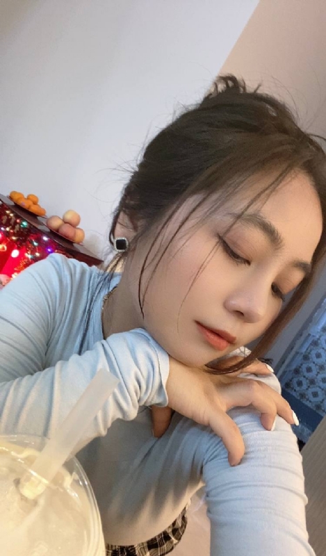 艳秋的第一张照片--安溪婚介网
